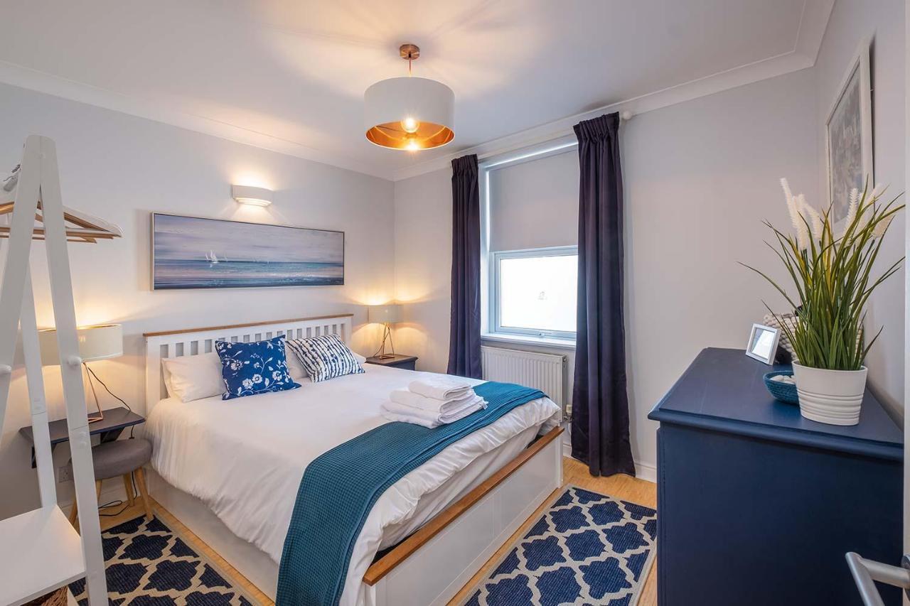 Blue Winds And Waves Apartment Cowes  Ngoại thất bức ảnh